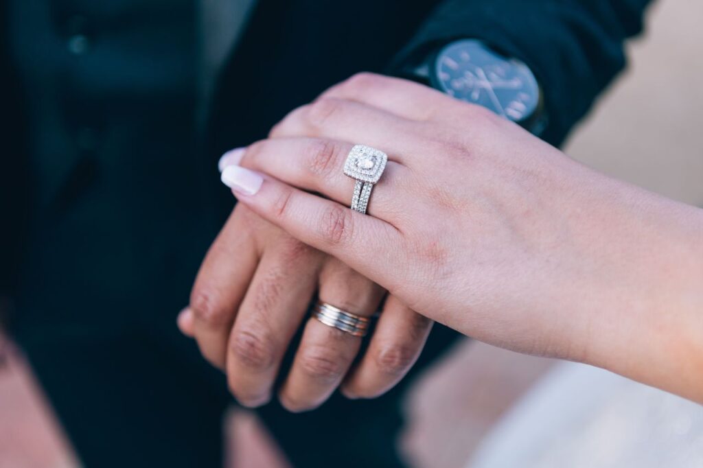 pexels westernsydneyweddings 3091637